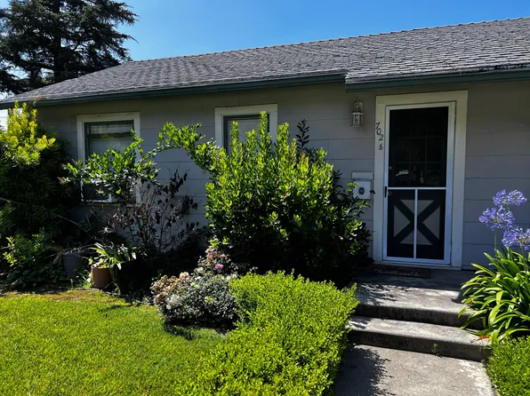 702 E Greystone Ave #1/2, Monrovia, CA 91016