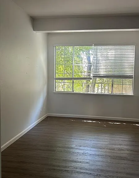 1476 Lincoln Ave — Photo 9