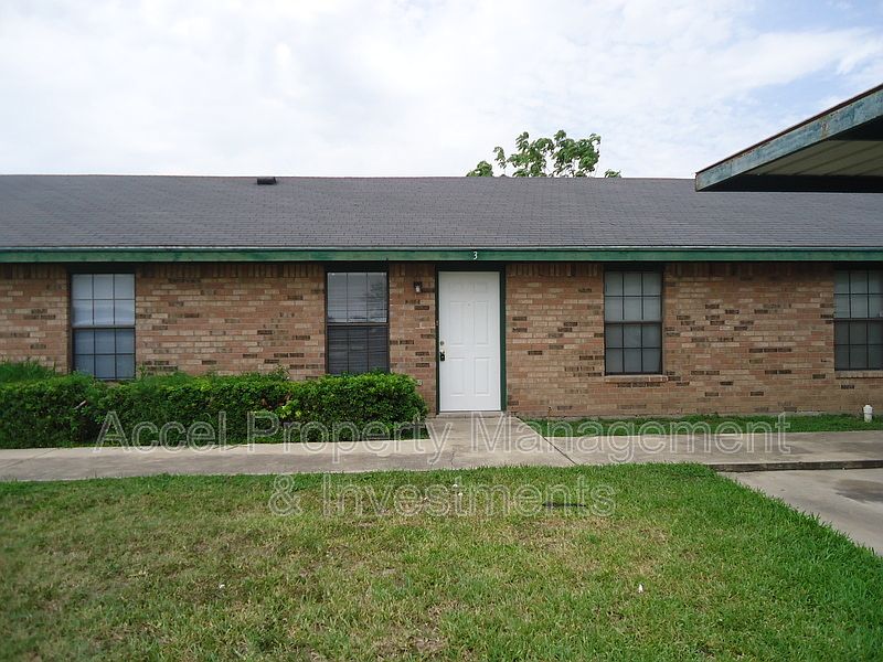 1st image of 1201 W Carmen Ave APT 3
