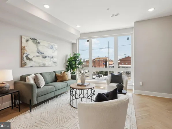 1814 E Moyamensing Ave #B, Philadelphia, PA 19148