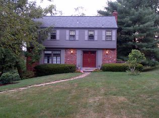 105 Highvue Dr, Venetia, PA 15367