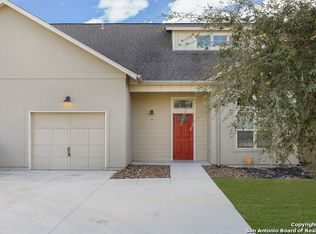 213 Circle Ct, Pleasanton, TX 78064