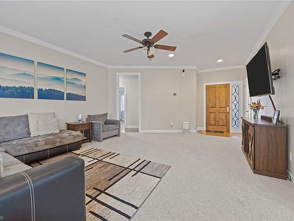 4th image of 4638 Gilmore Dr