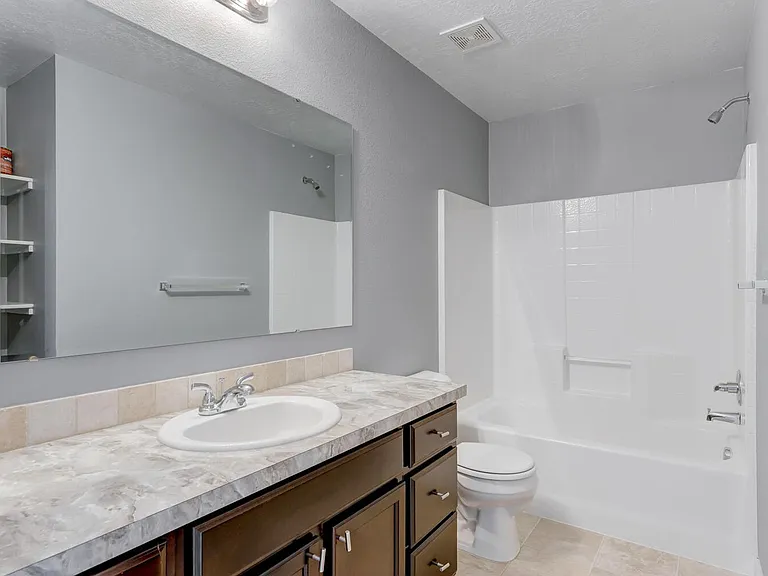 1924 W Deserthawk Dr — Photo 12