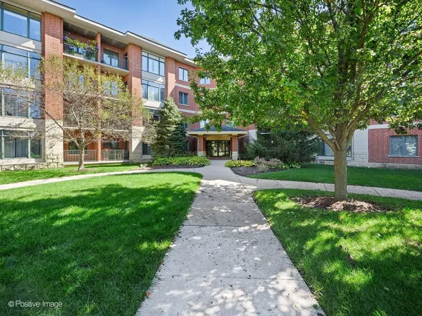 855 E 22nd St APT 102, Lombard, IL 60148