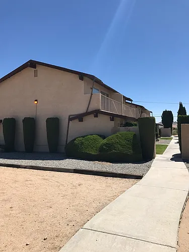 16421 Apple Valley Road Photo 1