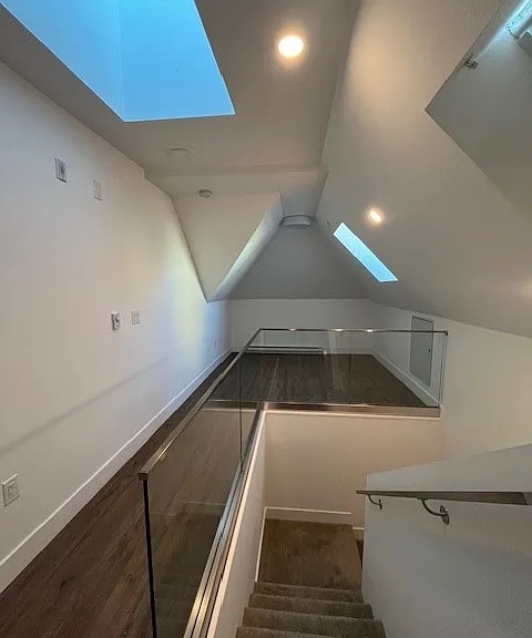1523 Davie St #402 — Photo 13