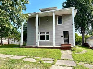 410 E Harrison St, Oakland City, IN 47660