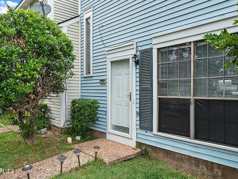 236 Settlers Park Dr — Photo 9