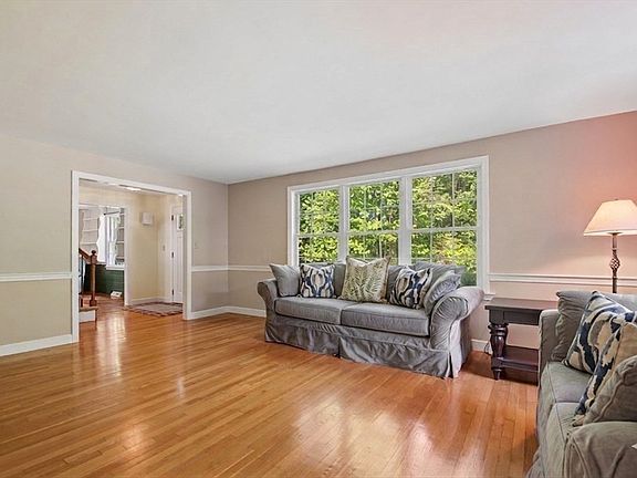 3rd image of 408 Whitney St