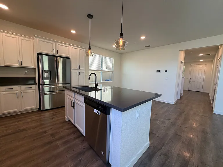 3917 Aristotle Cir — Photo 39