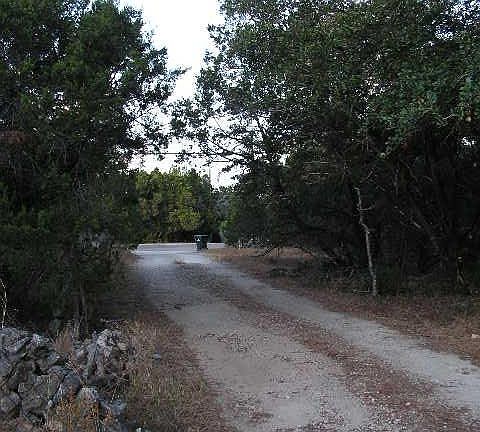 2nd image of 1990 Skyline Dr