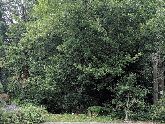 4th image of 263 NE 184th Pl