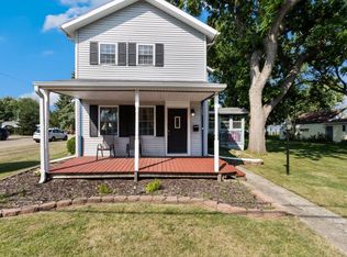 703 S Main St, Rochelle, IL 61068