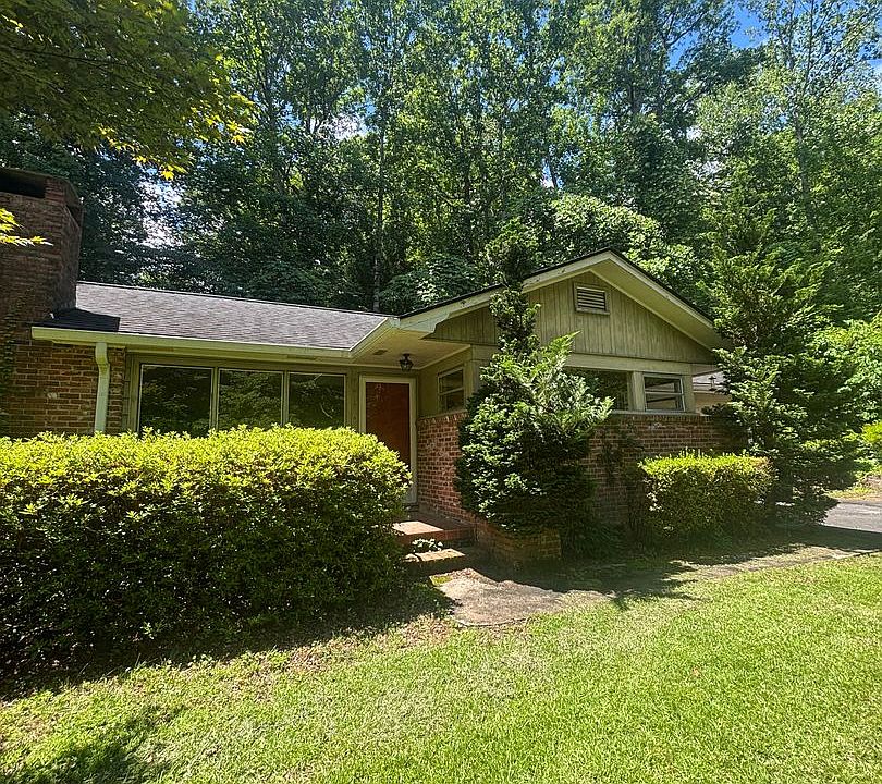 1st image of 21 Red Bird Rd