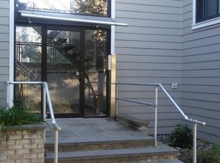 1127 N Stuart St APT 8, Arlington, VA 22201