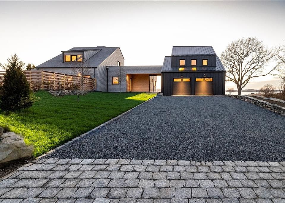 451 Seapowet Ave, Tiverton, RI 02878 MLS 1330556 Zillow