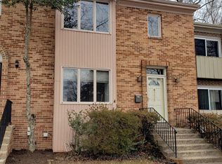 5029 Cliffhaven Dr, Annandale, VA 22003