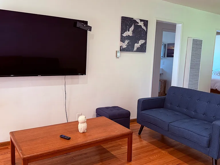 131 S Harvard Blvd — Photo 13
