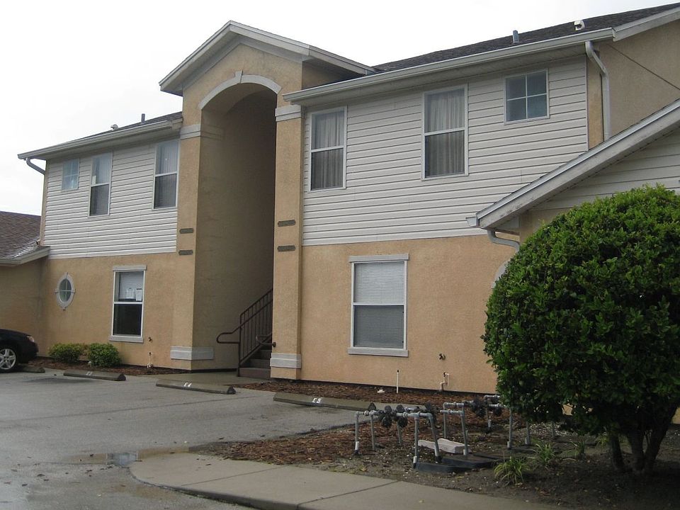 1st image of 4942 Ava Pointe Dr #2