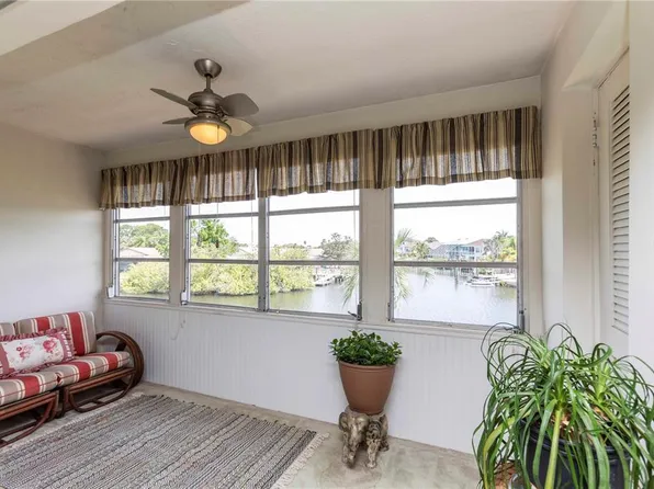 4609 Marine Pkwy Unit 203, New Port Richey, FL 34652