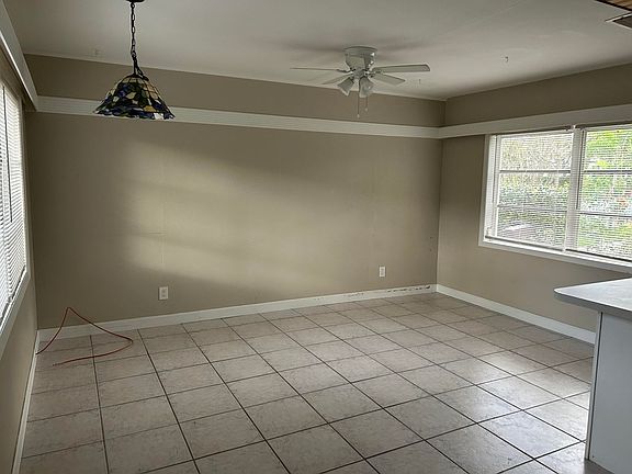 4th image of 2134 18th Ave