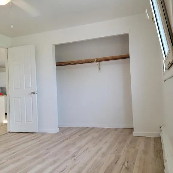 2213 Lathrop St — Photo 12