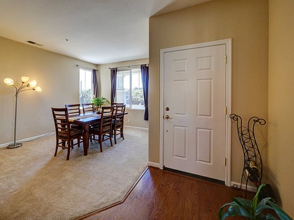 2nd image of 95 Paseo Dr