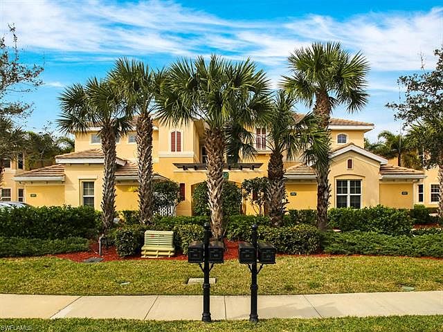 1st image of 10662 Pelican Preserve Blvd APT 202)