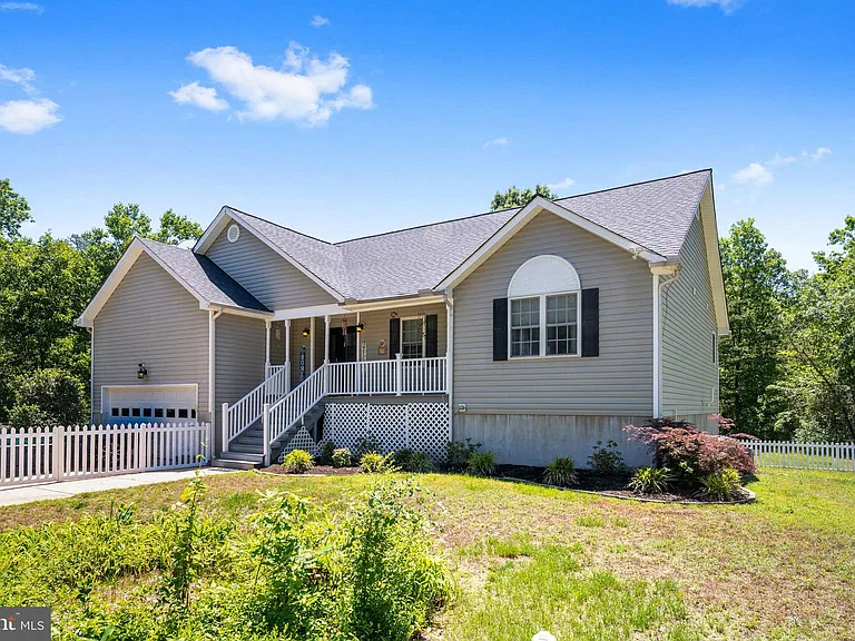 8009 Burrell Rd — Photo 47