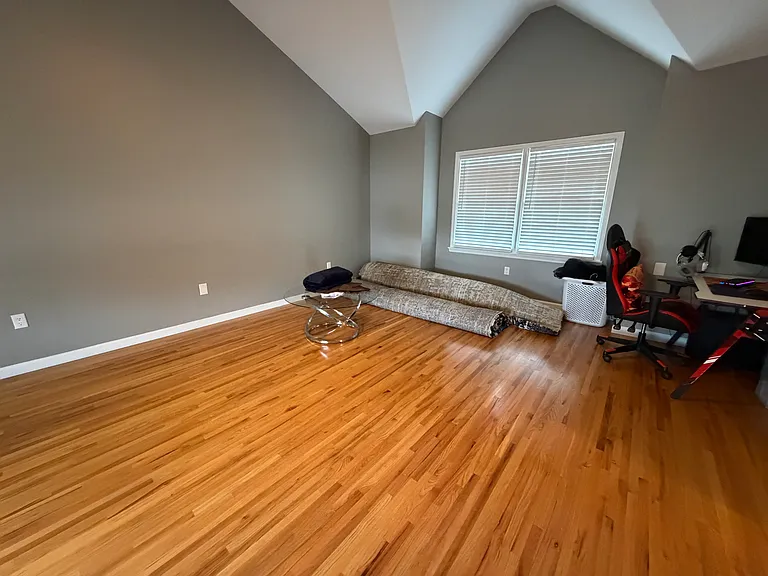341 Maple St — Photo 18