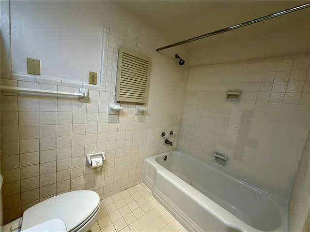 1205 Saint Charles Ave #1308 — Photo 12