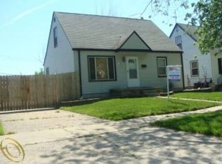 12137 Longtin St, Southgate, MI 48195