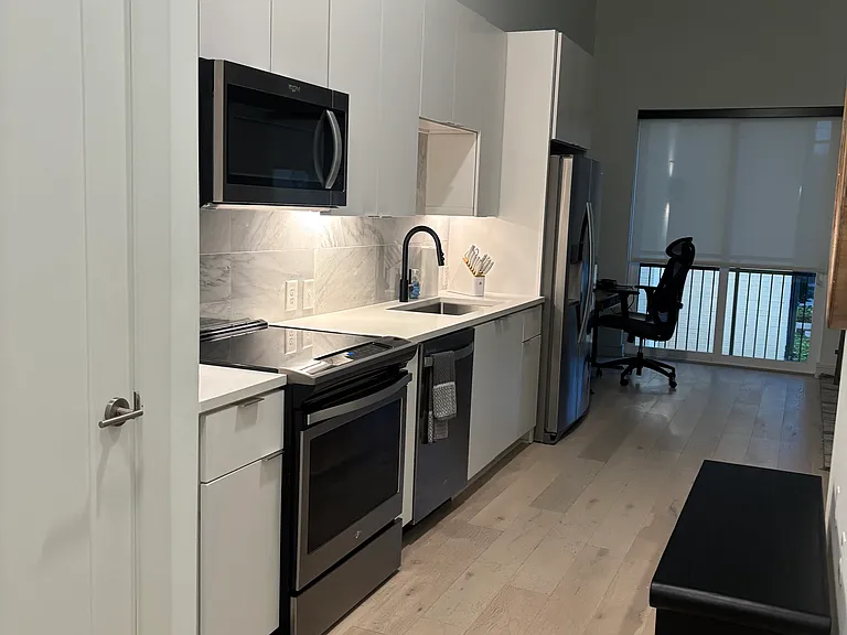 1125 10th Ave N #110 — Photo 18