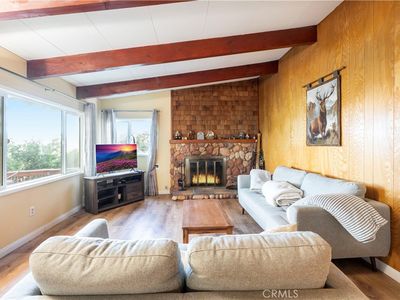 797 Chateau Dr, Crestline, CA, 92325