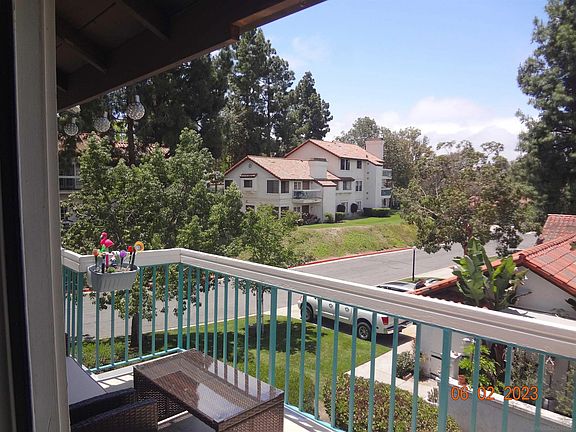 3rd image of 16310 Avenida Venusto Unit E
