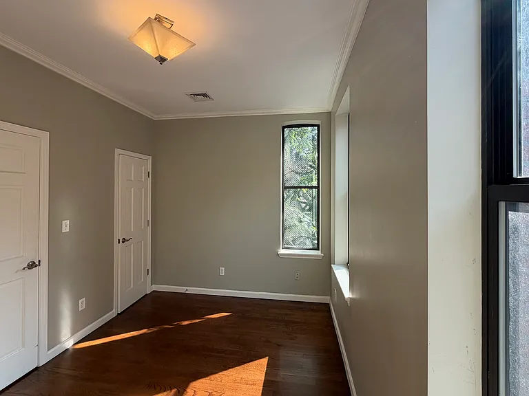 2 Sylvan Ct #1A — Photo 11