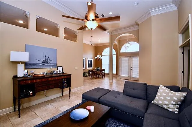 6413 Arden Oaks Dr — Photo 13