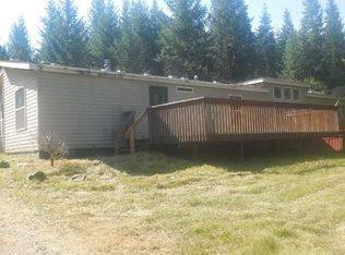 25620 E Blanchard Rd, Newport, WA 99156