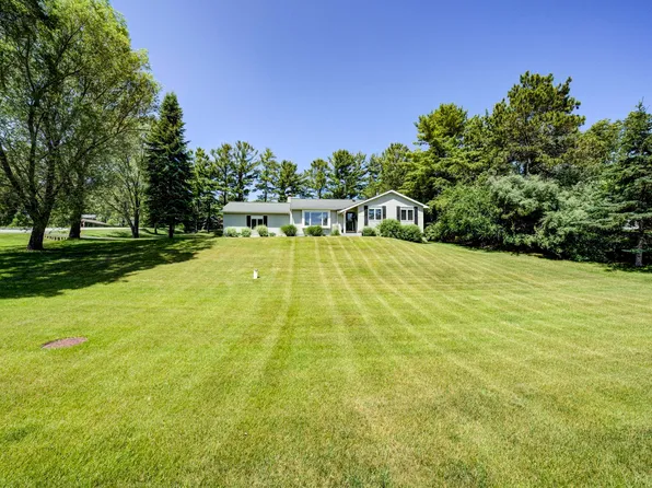 3670 Plum Valley Dr, Traverse City, MI 49684