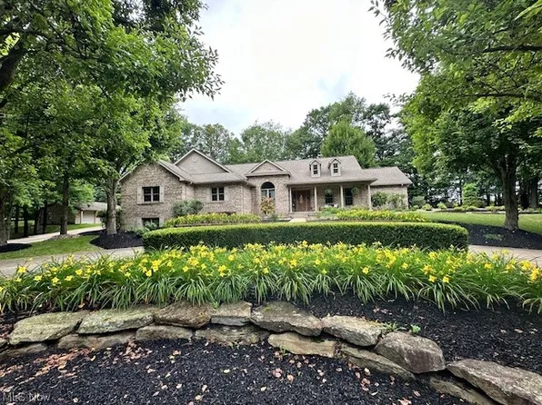 46092 Lori Rd, East Liverpool, OH 43920