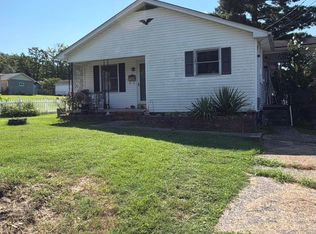 124 Kentucky Ave, Irvine, KY 40336