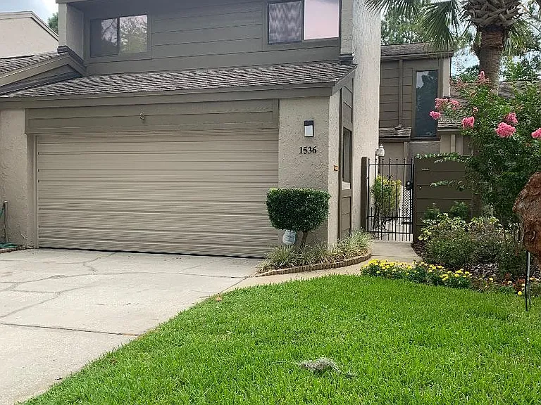 1536 N Carolwood Blvd — Photo 1
