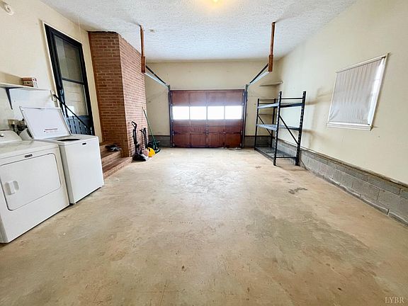 4th image of 1117 Granite Dr