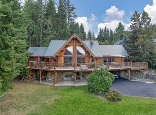 2462 Leisure Rd, Columbia Shuswap, BC V0E 1H1