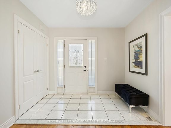4th image of 175 Park Dr