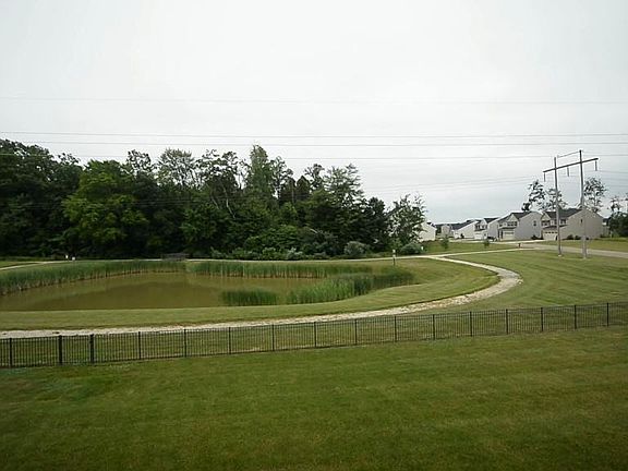 4th image of 4820 Perie Wood Ln