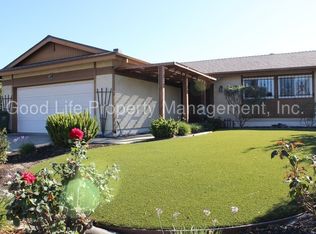 8539 Carlton Oaks Dr, Santee, CA 92071