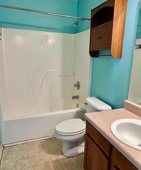 7330 Willow Pointe Dr N — Photo 12