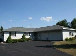 2074 James St, Mosinee, WI 54455